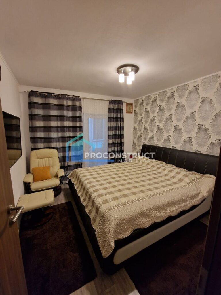 Apartament cu 4 dormitoare și 2 băi, UMT