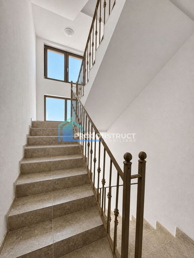 Apartament cu balcon, Dumbravita