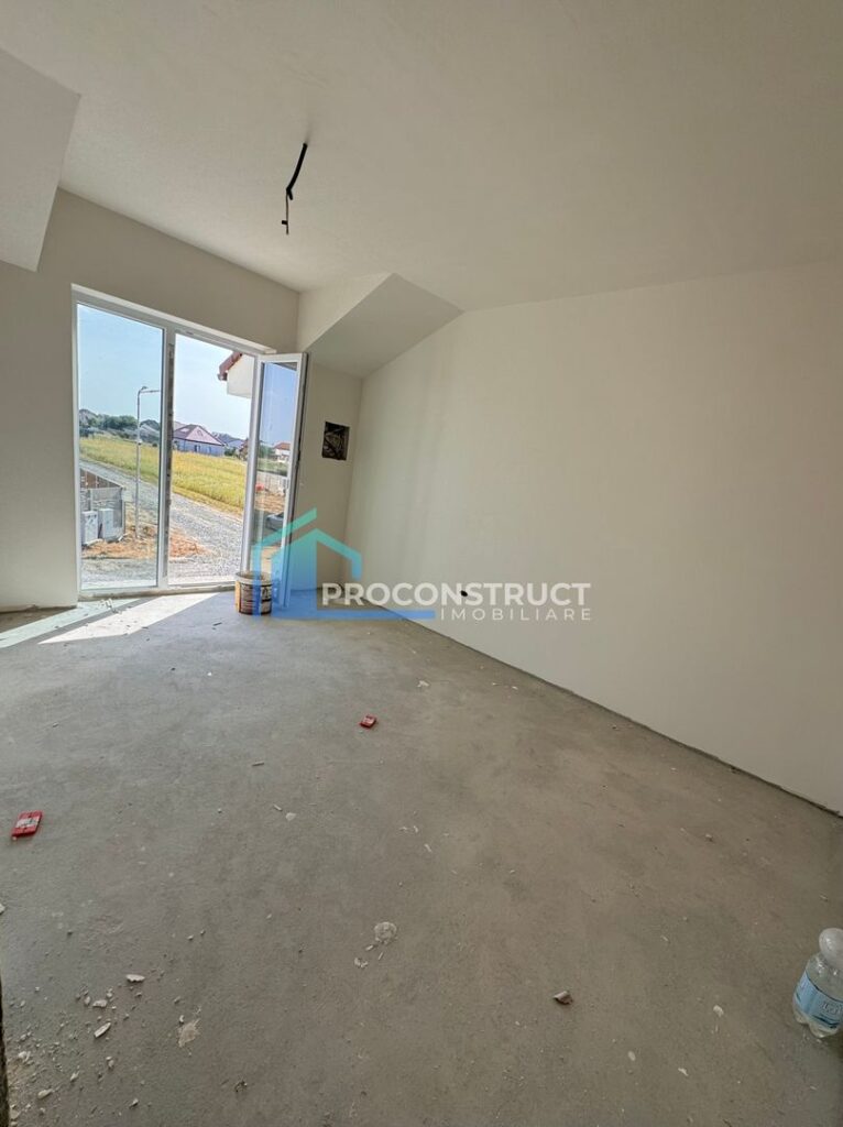 Duplex construit în 2025, Mosnita Veche