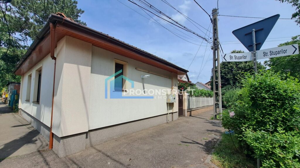 Casă de vânzare în Lipovei