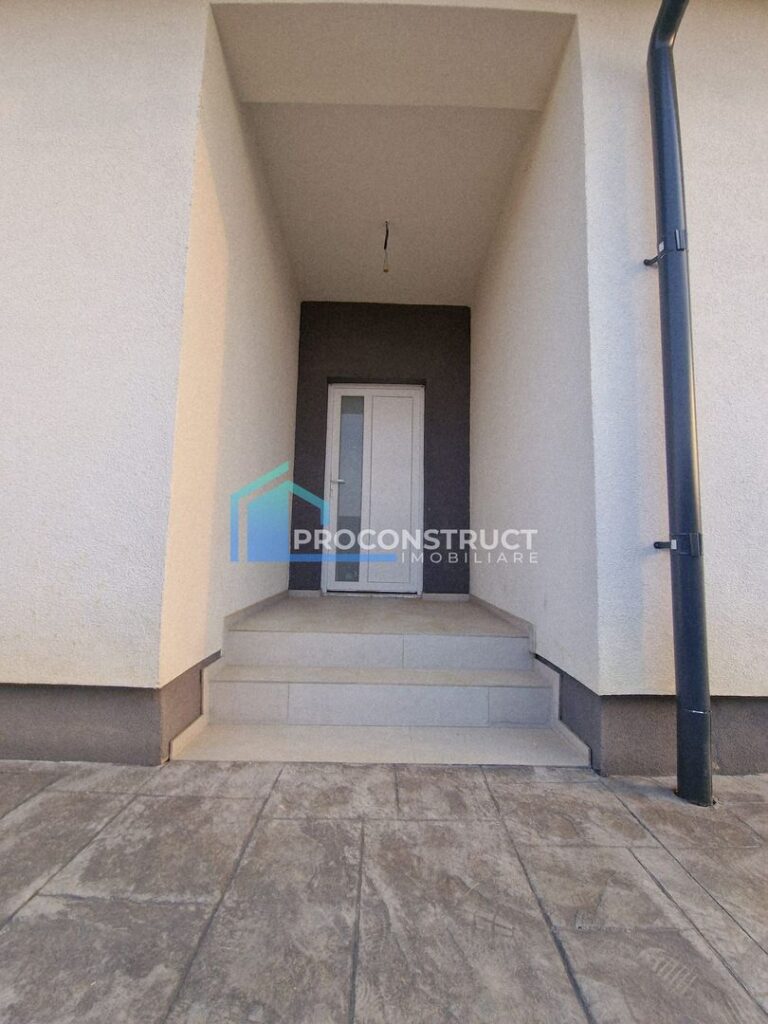 Casă cu 2 dormitoare și 2 băi, Bucovat (Remetea Mare)