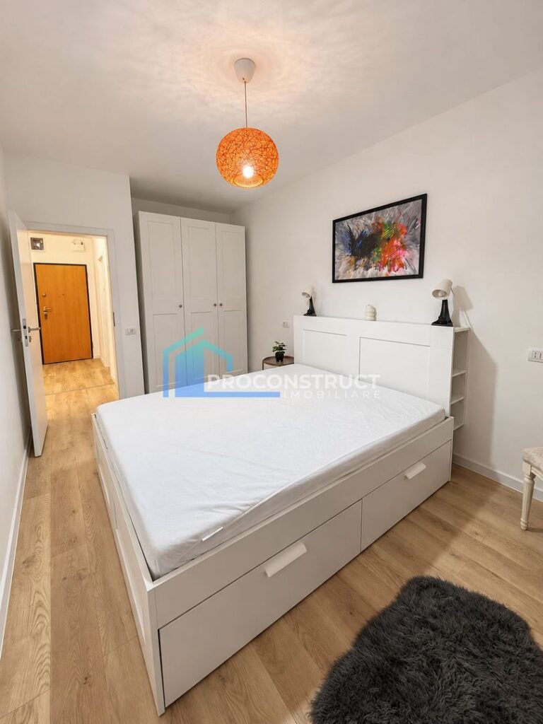 Apartament cu balcon, Torontalului