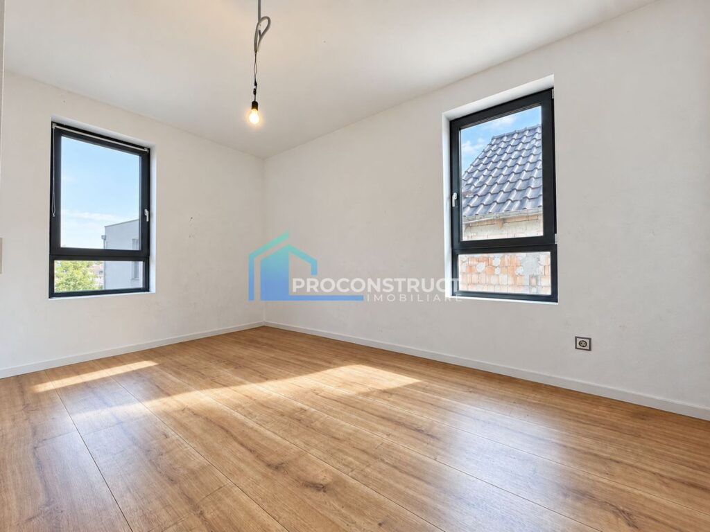 Duplex cu teren de 272 mp, Mosnita Veche