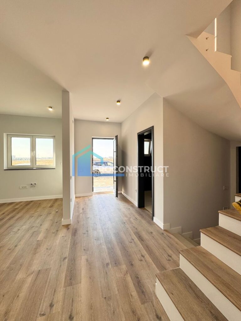 Duplex cu balcon, Mosnita Noua