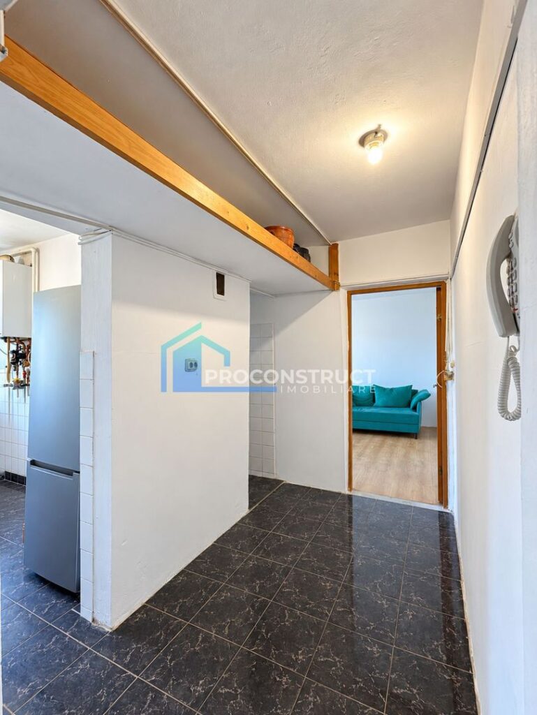 Apartament 3 camere de vânzare în Dacia